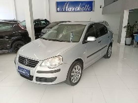 VOLKSWAGEN POLO SEDAN 1.6 8V GASOLINA 4P MANUAL
